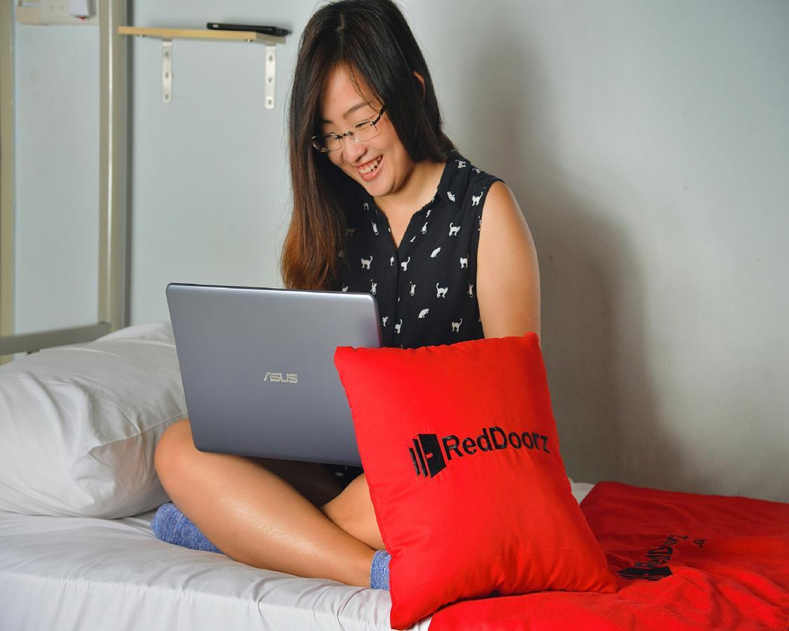 Reddoorz Hostel @ Kallang Mrt Singapur Exterior foto